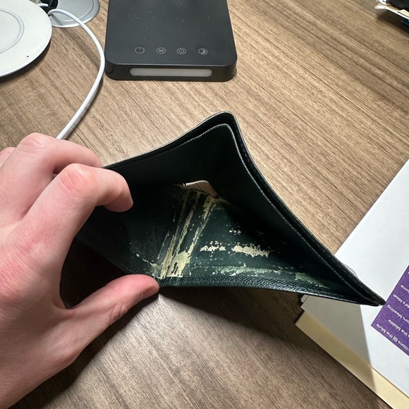 Louis Vuitton Taiga Leather Multiple Wallet (dark green) - Picture 5 of 7